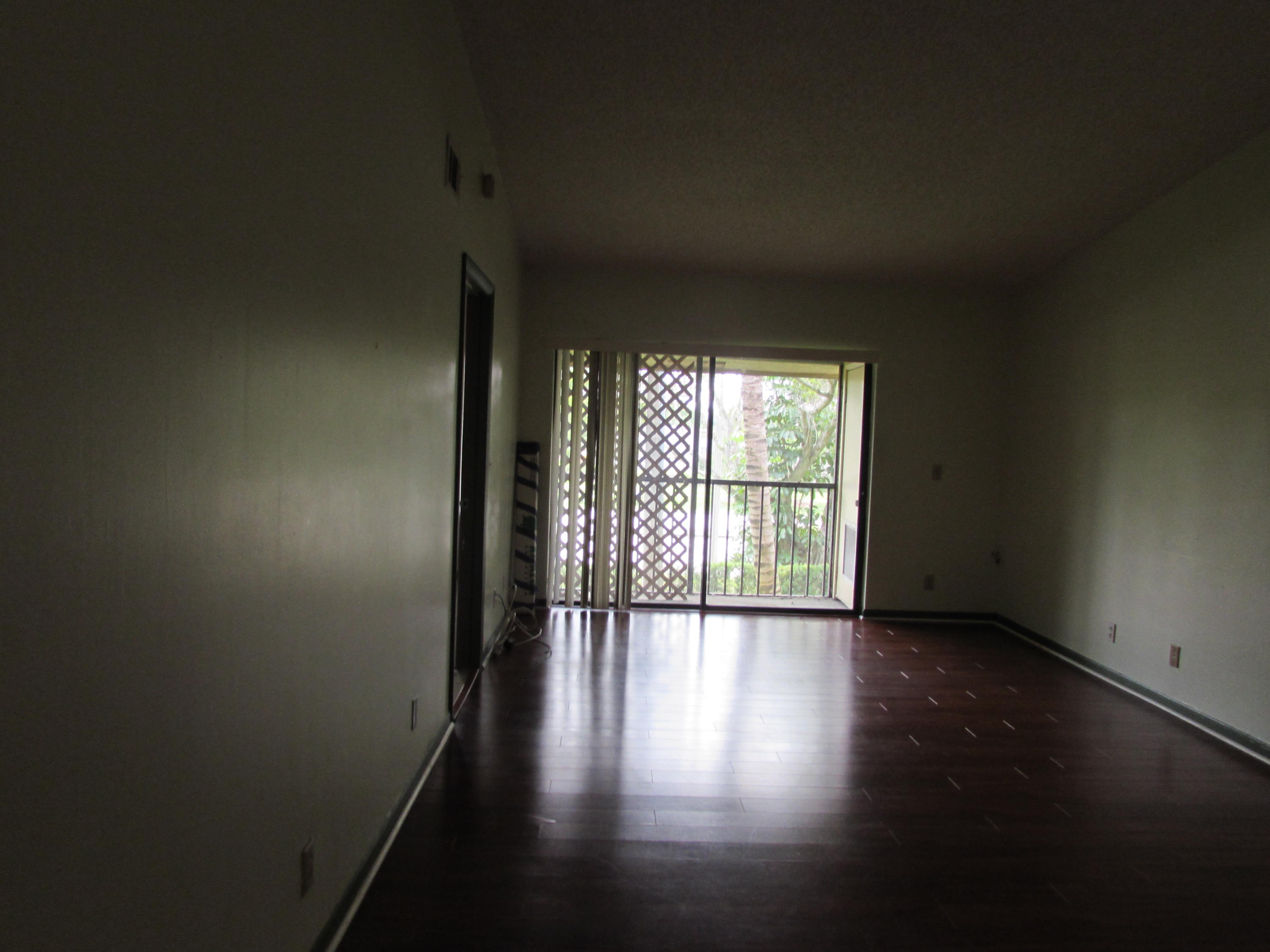 6552 Arleigh Court, Unit 207 Boca Raton, FL 33433 - Photo 6 of 22 IMG_1654