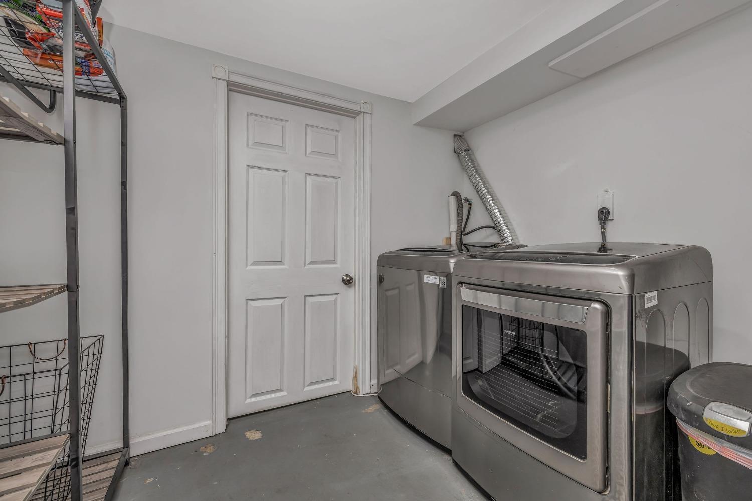 10068 Winton Road Cincinnati, OH 45231 - Photo 24 of 32 Gallery Image 24