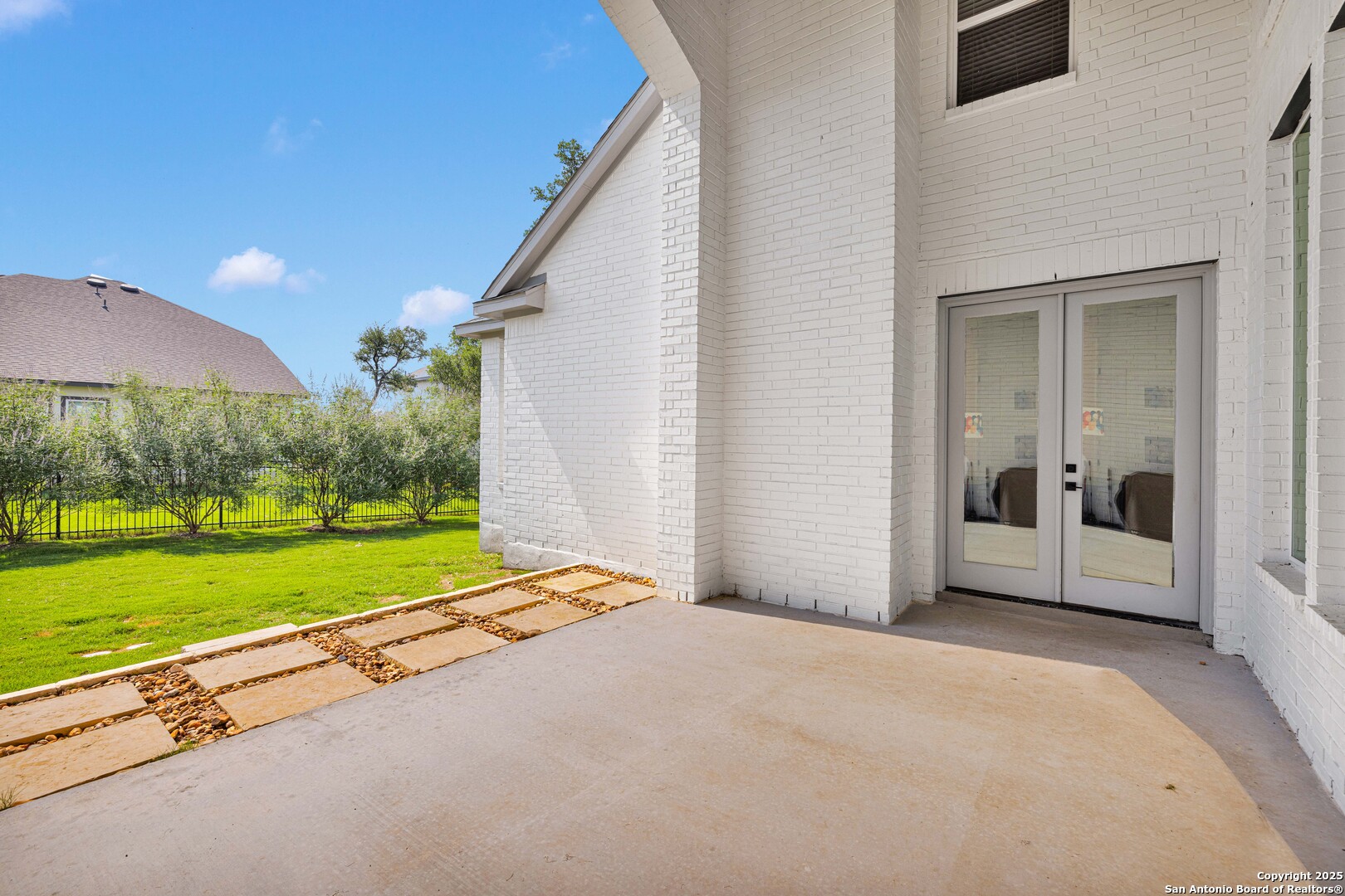 235 Corazon Boerne, TX 78006 - Photo 57 of 68 a view of a house with backyard and porch