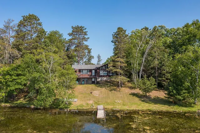 $998,000 | 6685 South Point Drive, Pine River, MN 56474