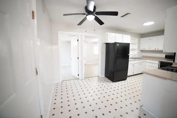 $1,775 | 318 Meadowbrook Lane, Tallahassee, FL 32304