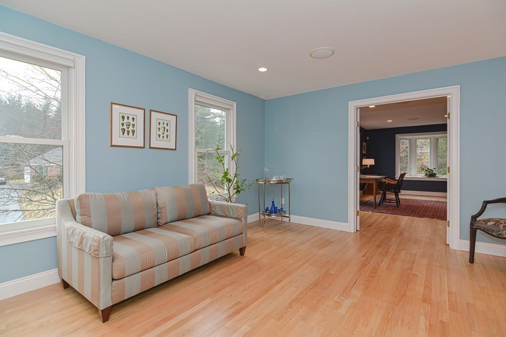 30 Country Road Holliston, MA 01746 - Photo 18 of 42 Gallery Image 18