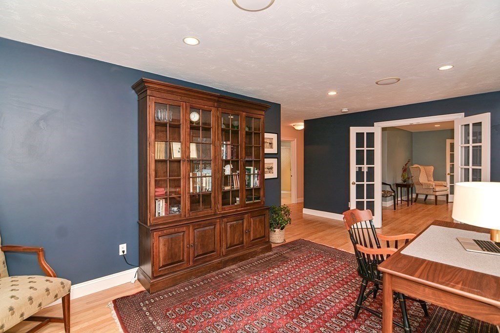 30 Country Road Holliston, MA 01746 - Photo 21 of 42 Gallery Image 21