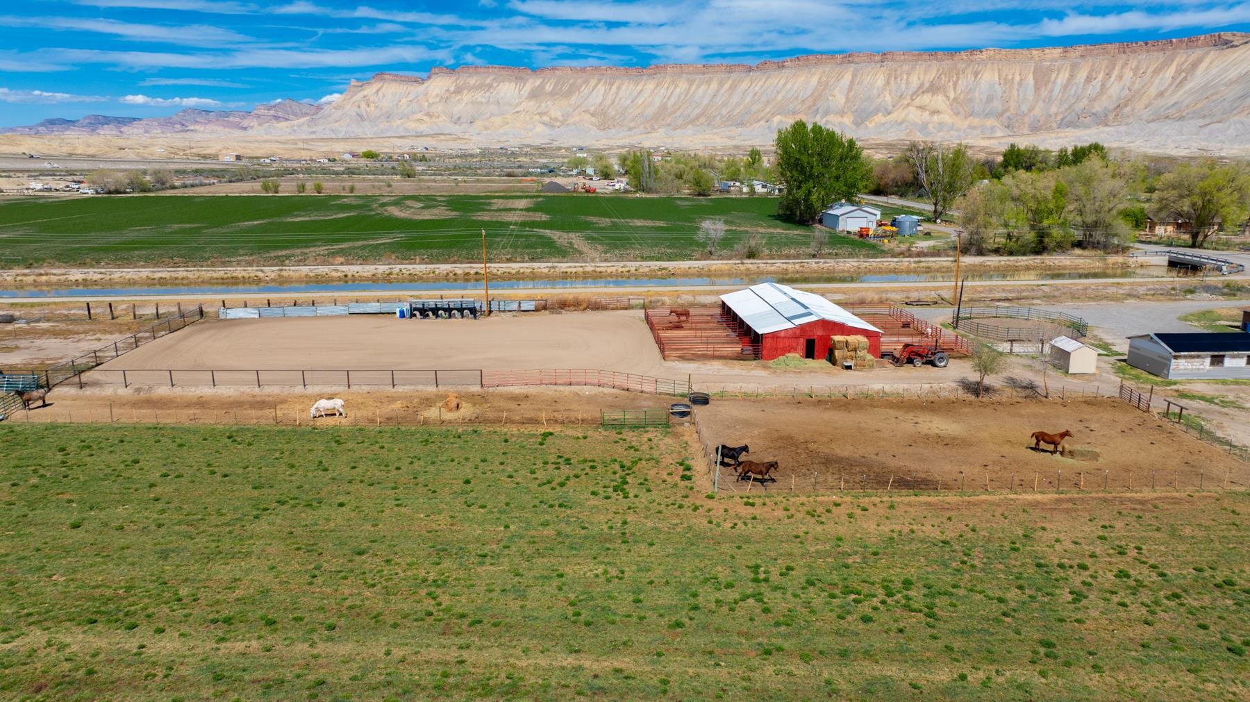 649 33 Road Clifton, CO 81520 - Photo 6 of 36