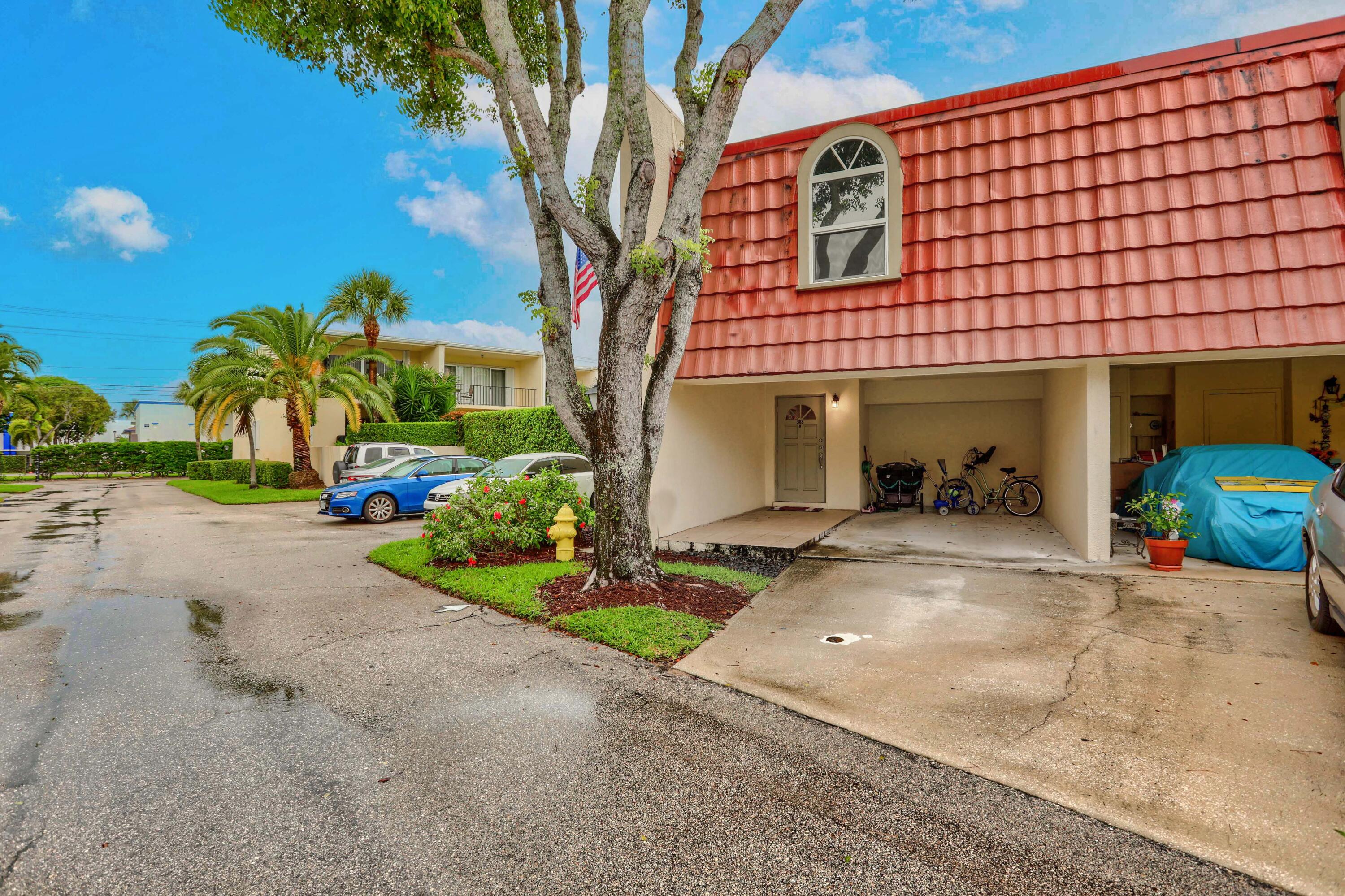388 Golfview Road, Unit H North Palm Beach, FL 33408 - Photo 1 of 24 02_320a6393-hdr(6)_exterior 5