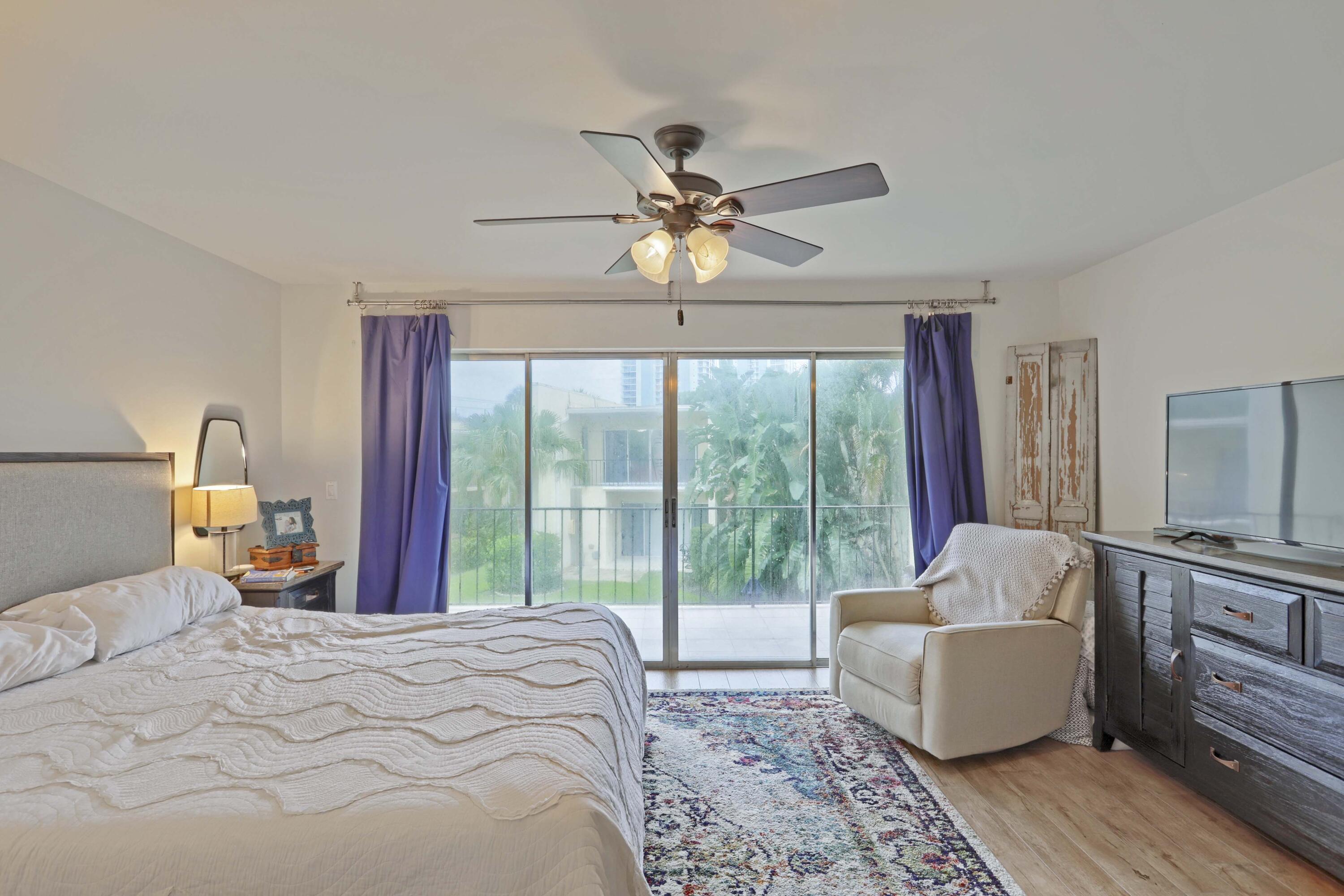 388 Golfview Road, Unit H North Palm Beach, FL 33408 - Photo 19 of 24 39_320a6547-hdr(6)
