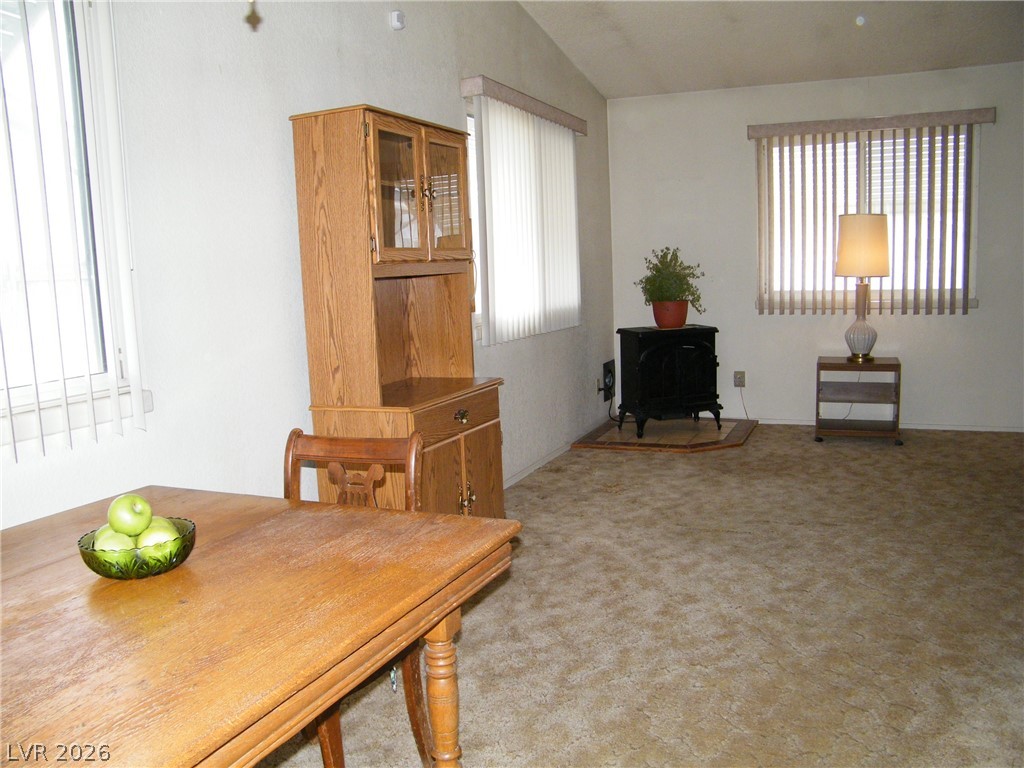 1010 East 75th Street Ely, NV 89301 - Photo 7 of 23 Dining / Living room