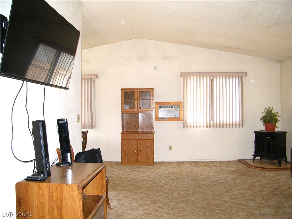 1010 East 75th Street Ely, NV 89301 - Photo 9 of 23 Living room alt view