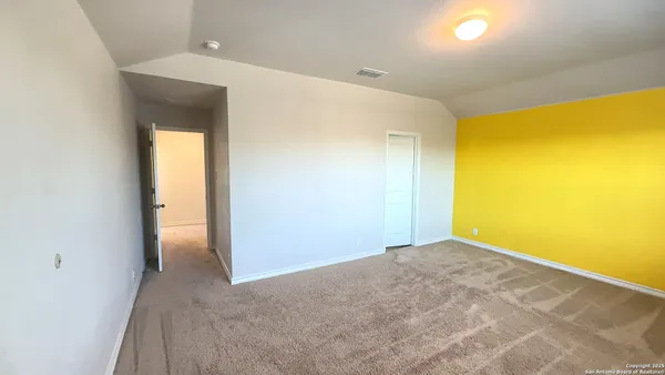 $1,750 | 935 Winged Scoter, San Antonio, TX 78253