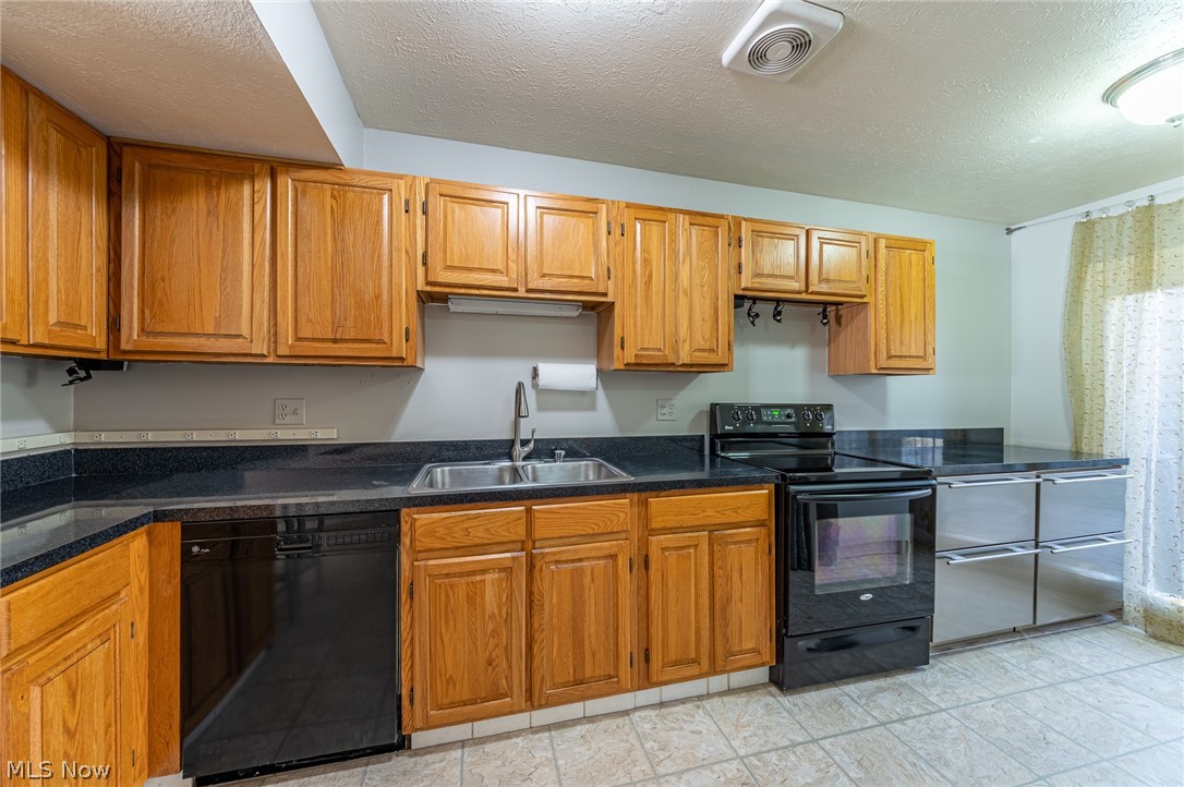 195 Solon Road, Unit D Chagrin Falls, OH 44022 - Photo 15 of 35 Gallery Image 15