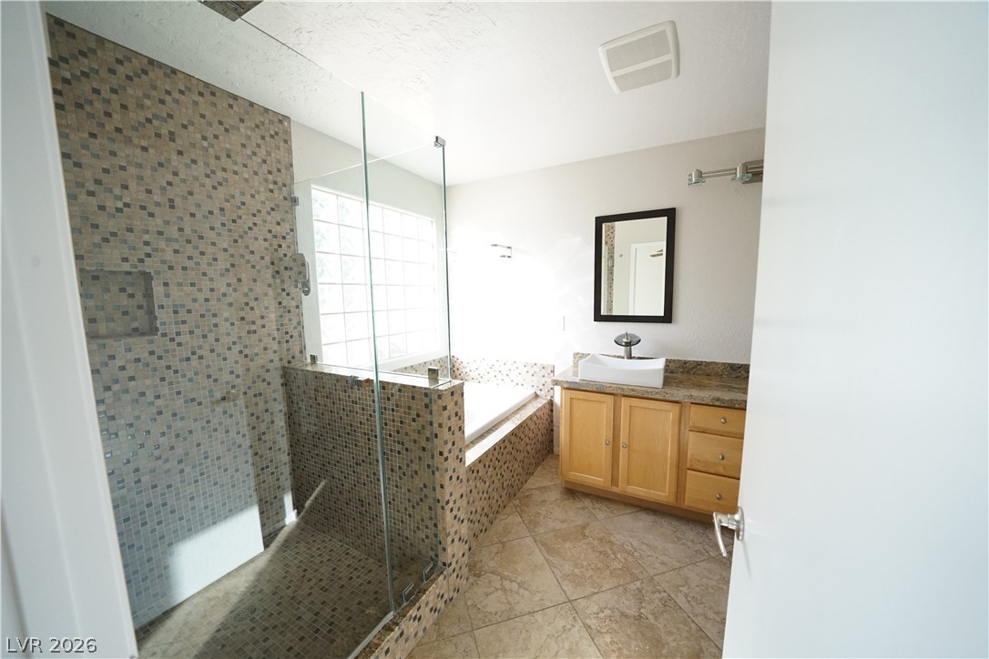 2441 Rue Bienville Way Henderson, NV 89044 - Photo 24 of 38