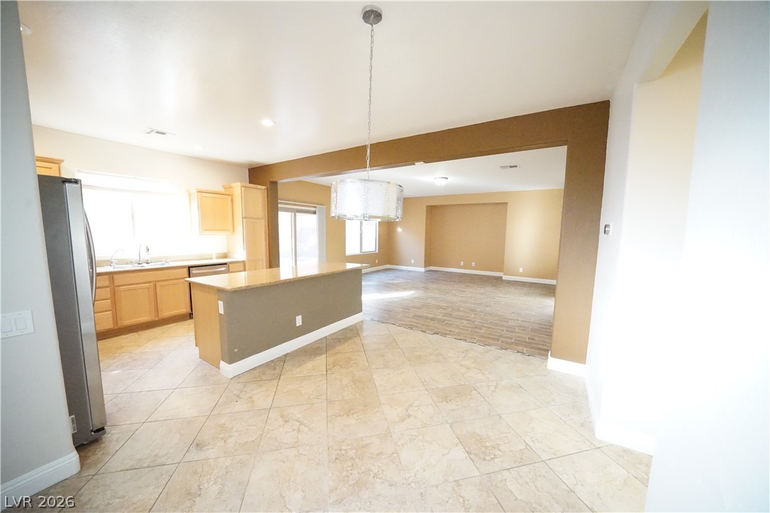 2441 Rue Bienville Way Henderson, NV 89044 - Photo 9 of 38