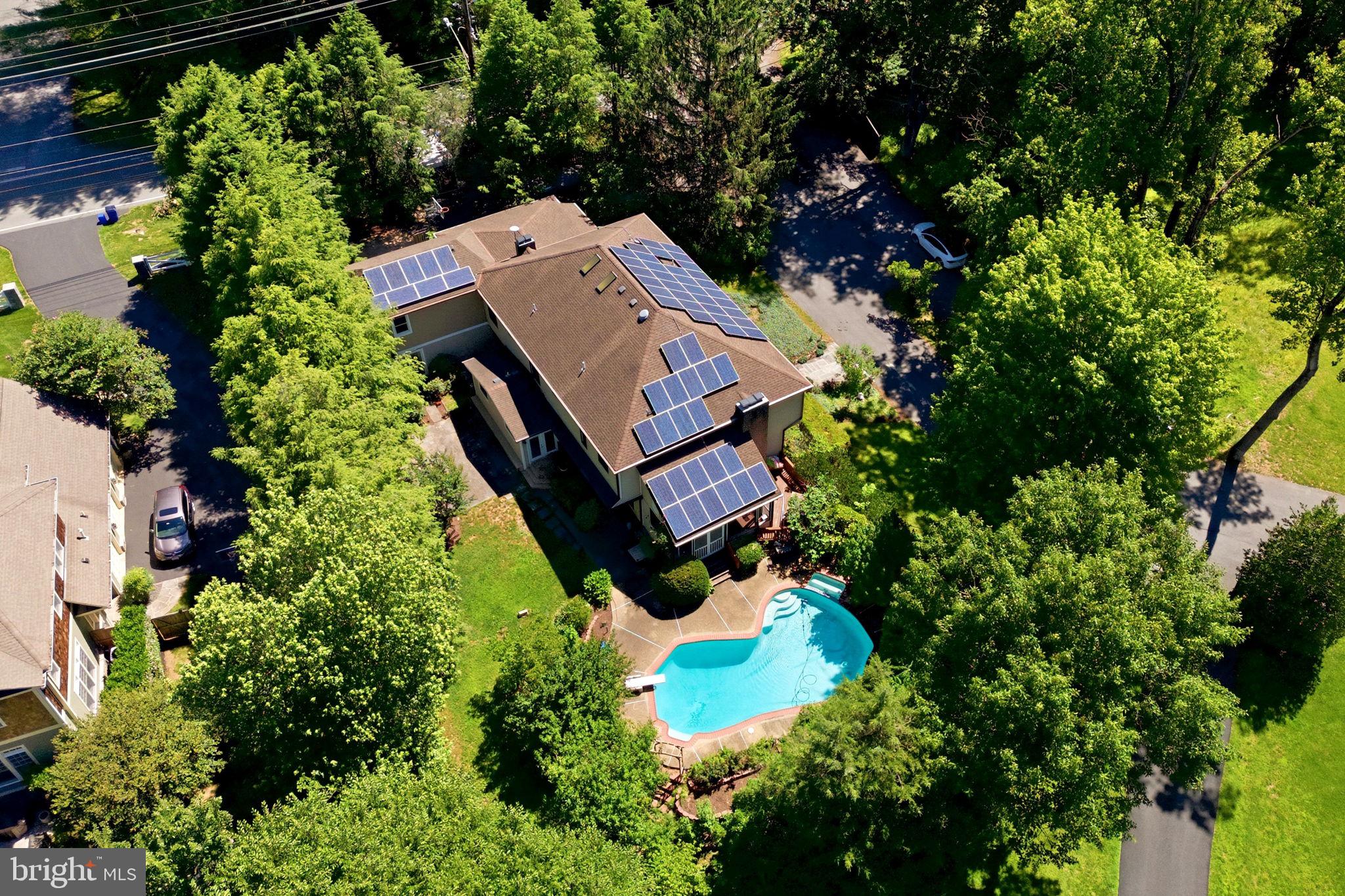8578 Brickyard Road Potomac, MD 20854 - Photo 4 of 83