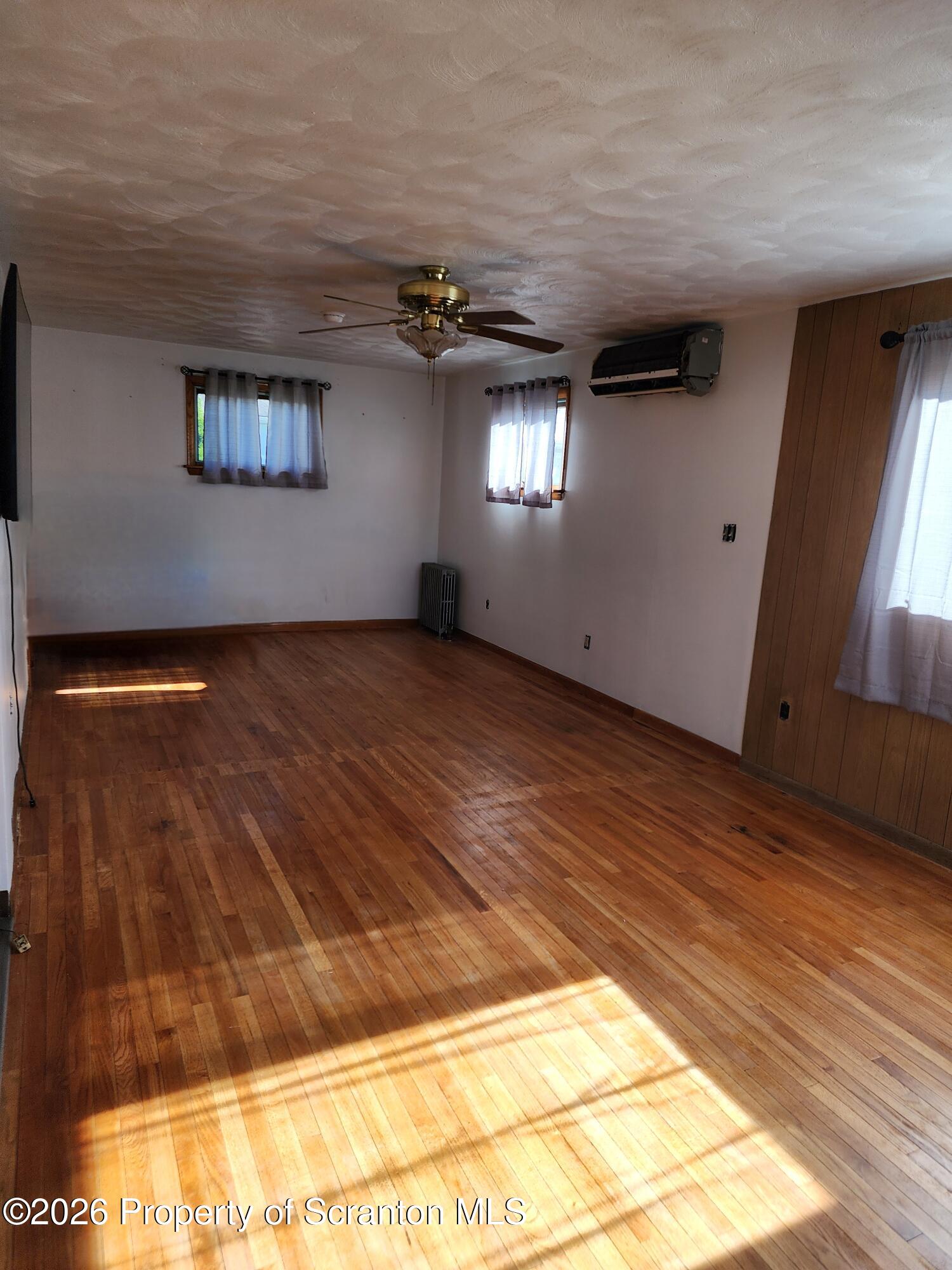 320 Center Street Dupont, PA 18641 - Photo 14 of 15 Family Room