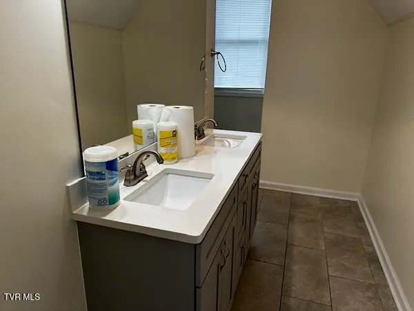 $2,300 | 3448 McKinley Road, Johnson City, TN 37604