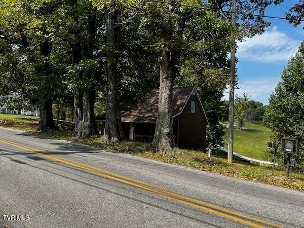 $2,300 | 3448 McKinley Road, Johnson City, TN 37604