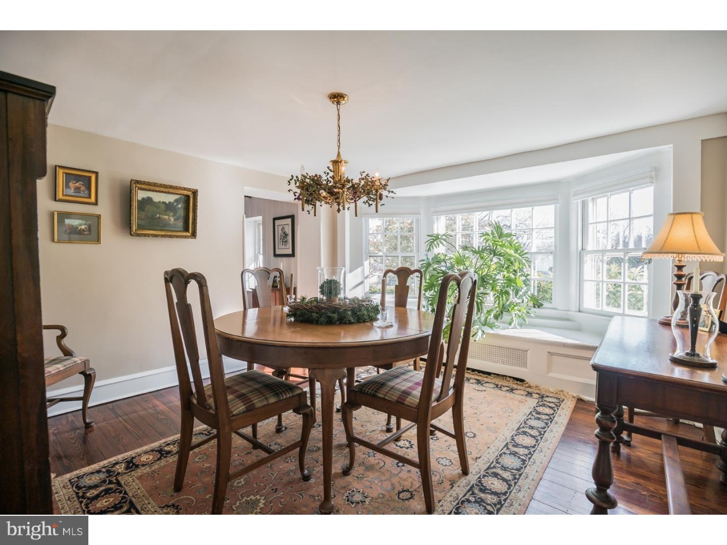 9030 Pine Road Philadelphia, PA 19115 - Photo 5 of 22