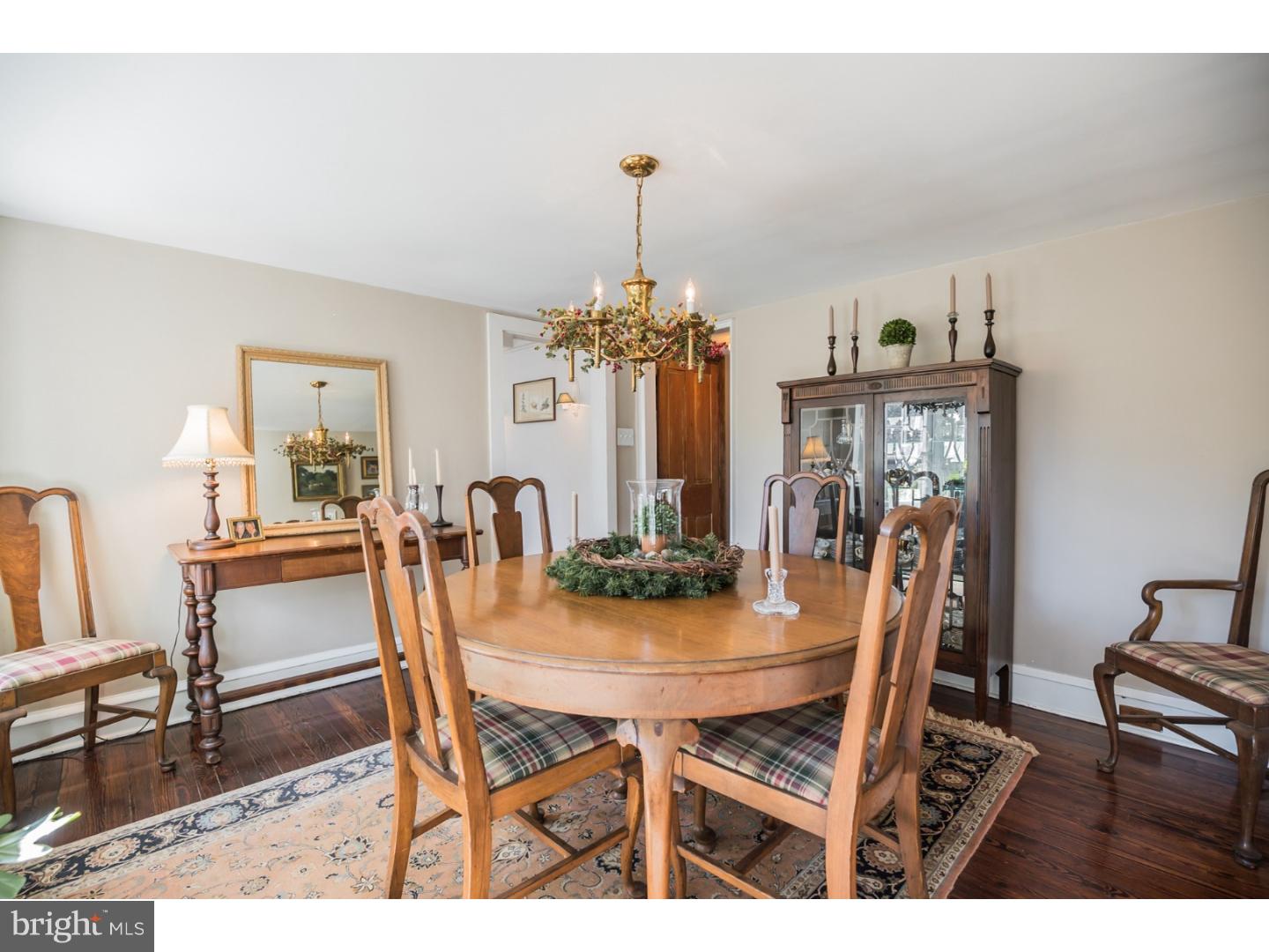 9030 Pine Road Philadelphia, PA 19115 - Photo 6 of 22