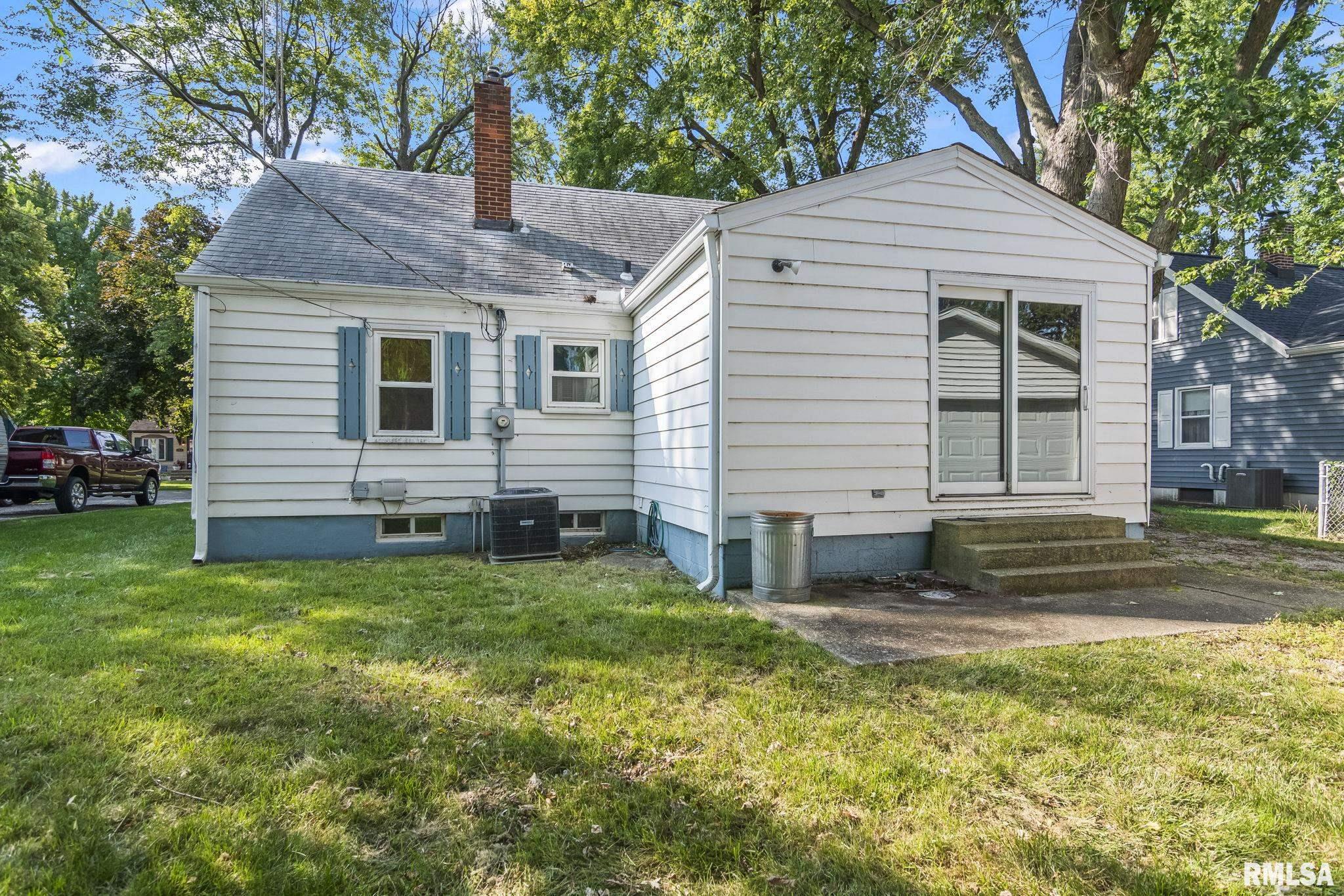 2019 East Hood Street Springfield, IL 62703 - Photo 32 of 37