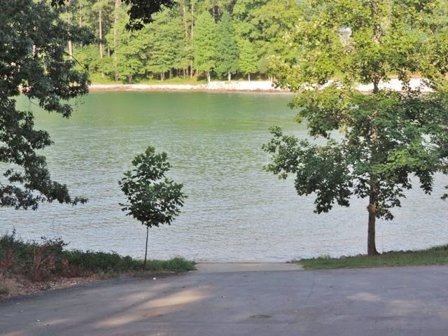 105 Red Cardinal Road Seneca, SC 29672 - Photo 3 of 26 Gallery Image 3