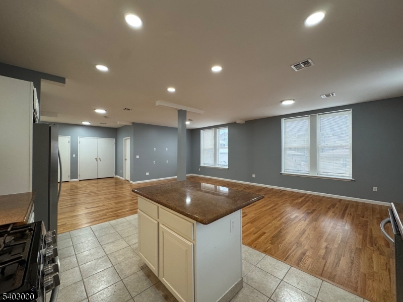 610 Devon Street, Unit 3 Kearny, NJ 07032 - Photo 13 of 37