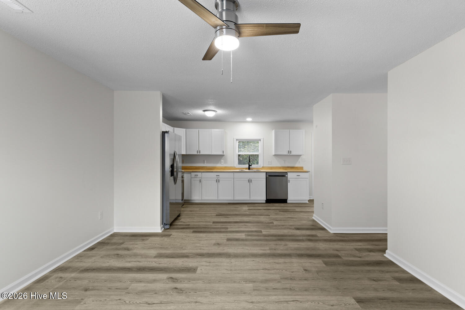 702 Williams Street Jacksonville, NC 28540 - Photo 5 of 27 williams-5