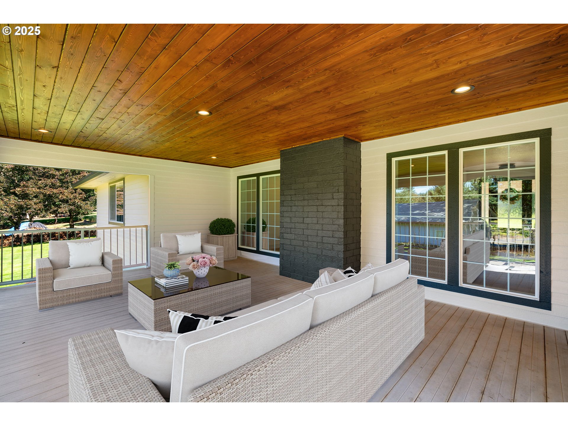 25600 Northeast 152nd Avenue Battle Ground, WA 98604 - Photo 30 of 48 a living room with furniture