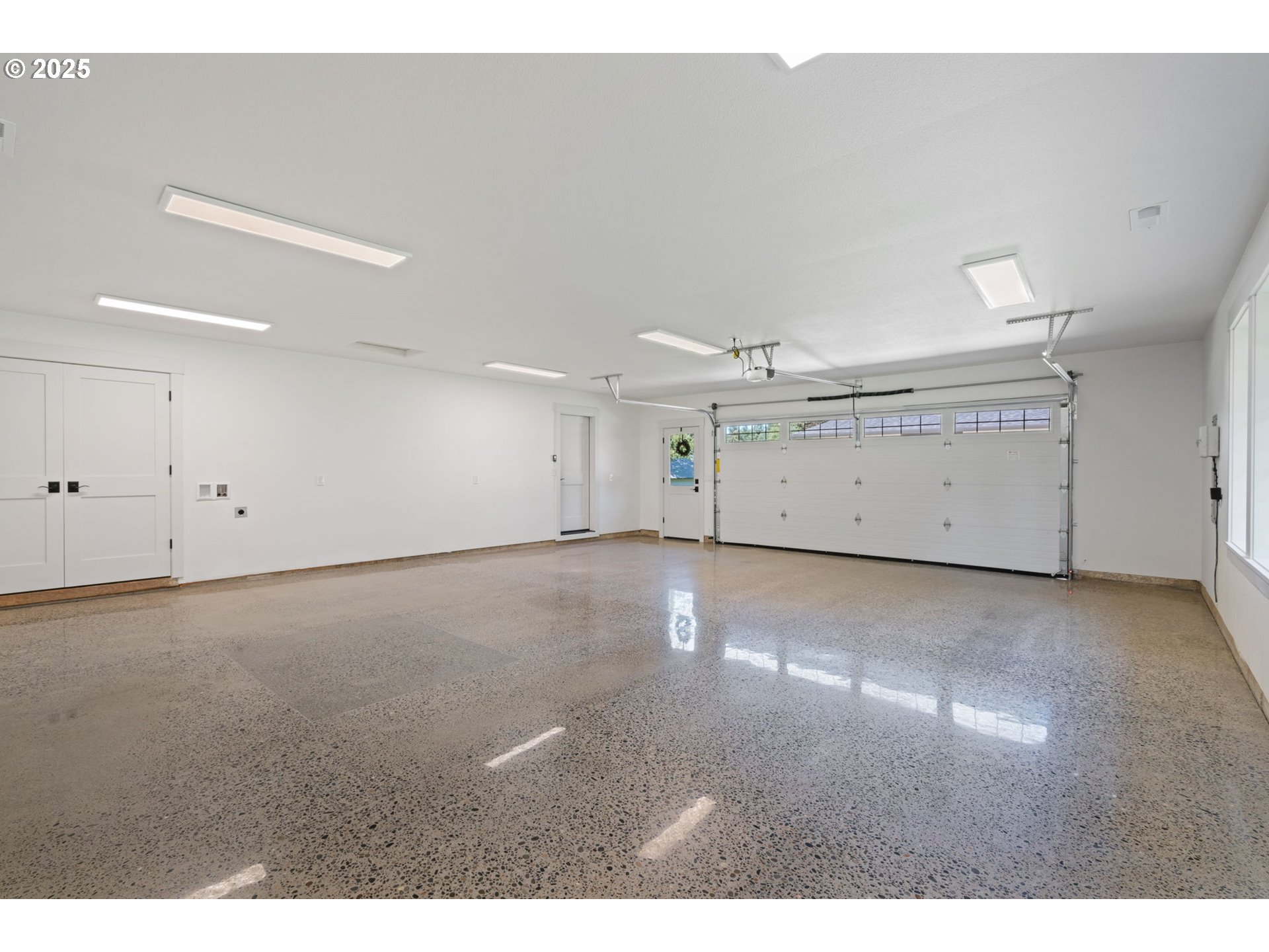 25600 Northeast 152nd Avenue Battle Ground, WA 98604 - Photo 39 of 48 a view of an empty room