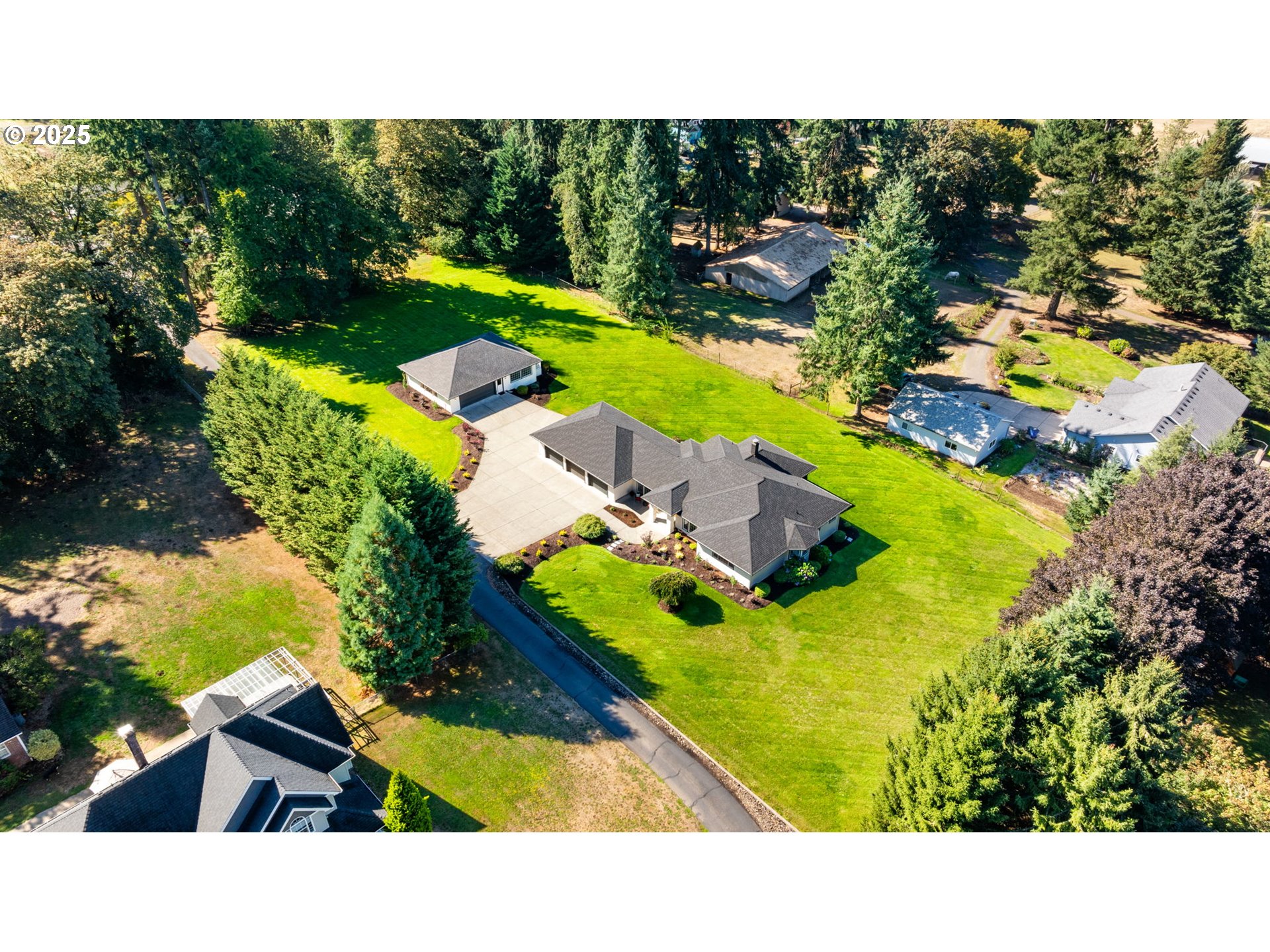25600 Northeast 152nd Avenue Battle Ground, WA 98604 - Photo 44 of 48 a picture of houses with outdoor space