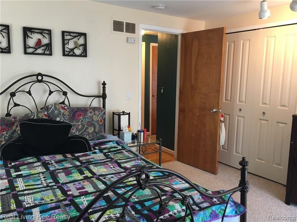 437 Baldwin Avenue, Unit 205 Rochester, MI 48307 - Photo 10 of 19 IMG_5608.JPG