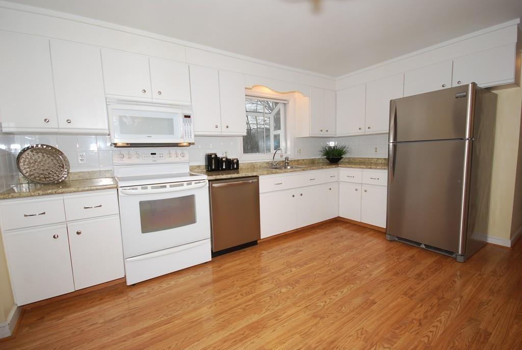 45 Crest Road Framingham, MA 01702 - Photo 13 of 39 Gallery Image 13