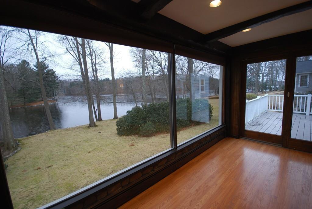 45 Crest Road Framingham, MA 01702 - Photo 7 of 39 Gallery Image 7