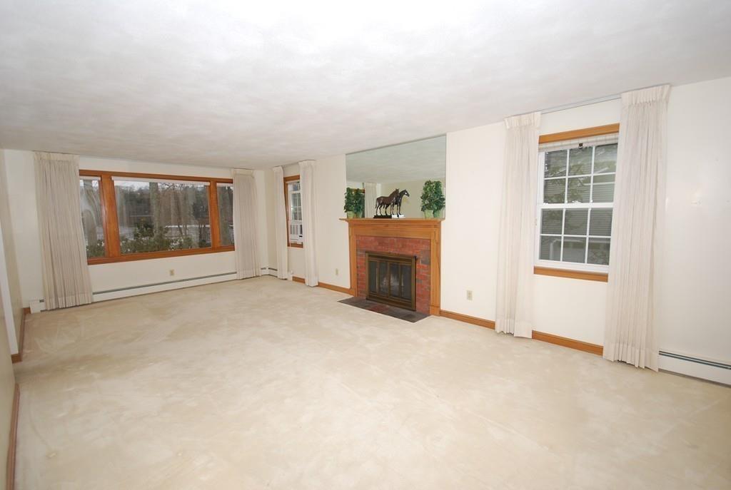 45 Crest Road Framingham, MA 01702 - Photo 9 of 39 Gallery Image 9