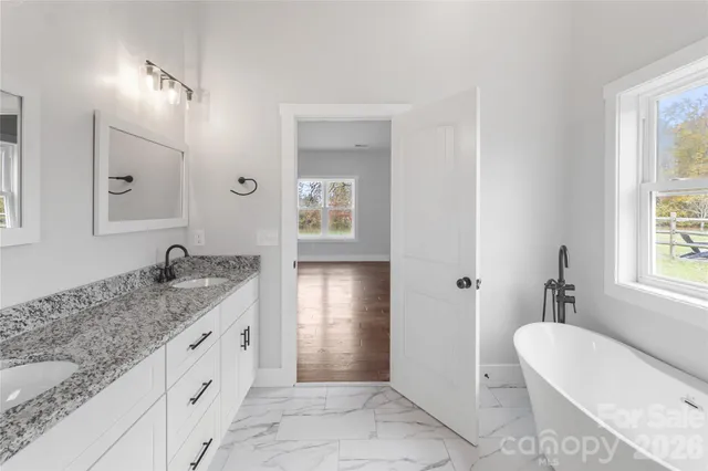 $589,000 | 60 Gins Lane, Unit 9 & 10, Mars Hill, NC 28754