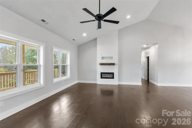 $589,000 | 60 Gins Lane, Unit 9 & 10, Mars Hill, NC 28754