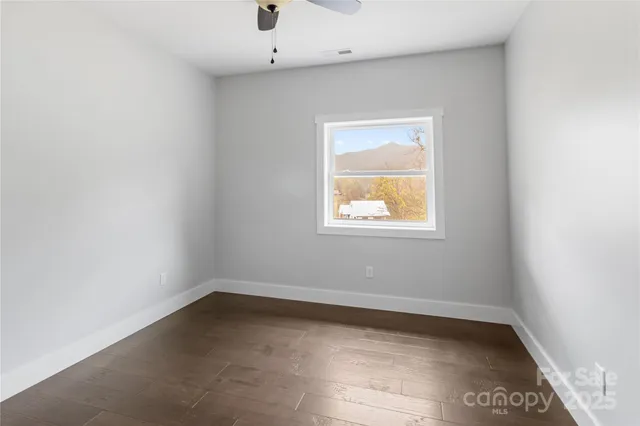 $597,000 | 60 Gins Lane, Unit 9 & 10, Mars Hill, NC 28754