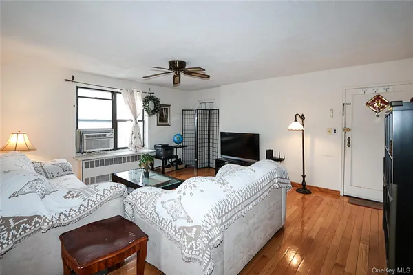 $348,000 | 196-23 73rd Avenue, Unit 2 | Fresh Meadows