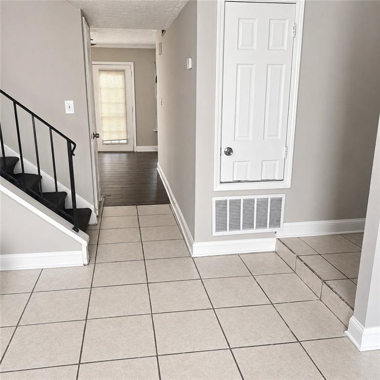 3190 Nectarine Circle Decatur, GA 30034 - Photo 5 of 14