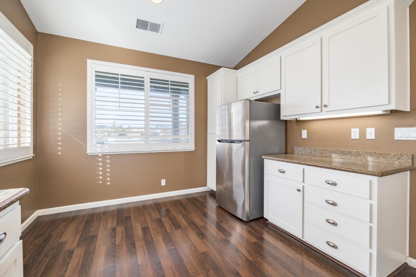 836 Delta Way Watsonville, CA 95076 - Photo 13 of 37