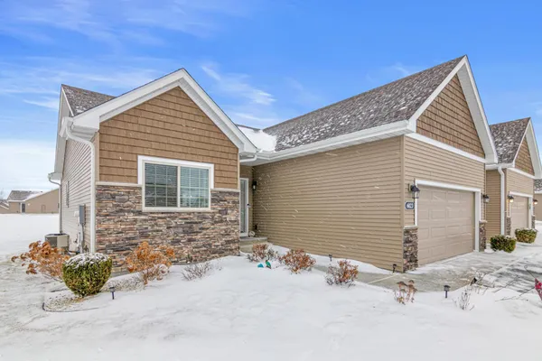 $349,900 | 6023 Iris Lane, Rockford, MN 55373