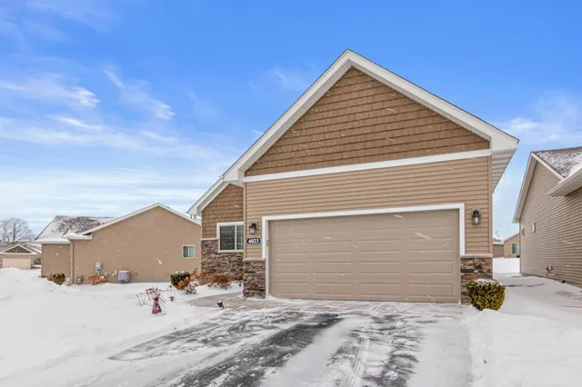 $349,900 | 6023 Iris Lane, Rockford, MN 55373