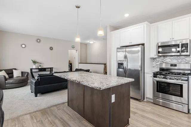 $349,900 | 6023 Iris Lane, Rockford, MN 55373