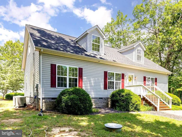 $585,000 | 151 Bald Eagle Drive, Montross, VA 22520