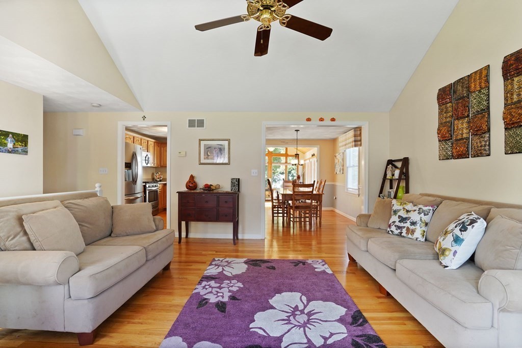 6 Buckingham Road Wilmington, MA 01887 - Photo 12 of 42