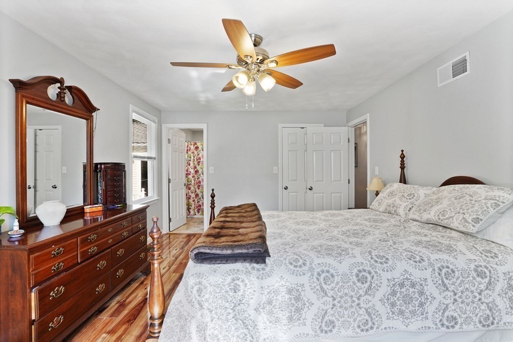6 Buckingham Road Wilmington, MA 01887 - Photo 18 of 42
