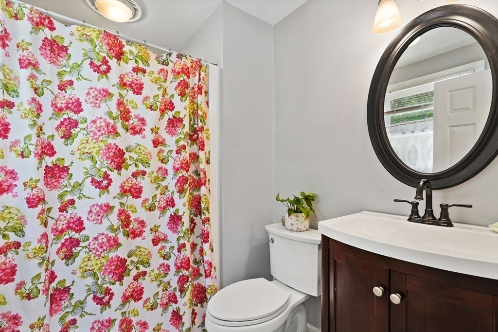 6 Buckingham Road Wilmington, MA 01887 - Photo 19 of 42