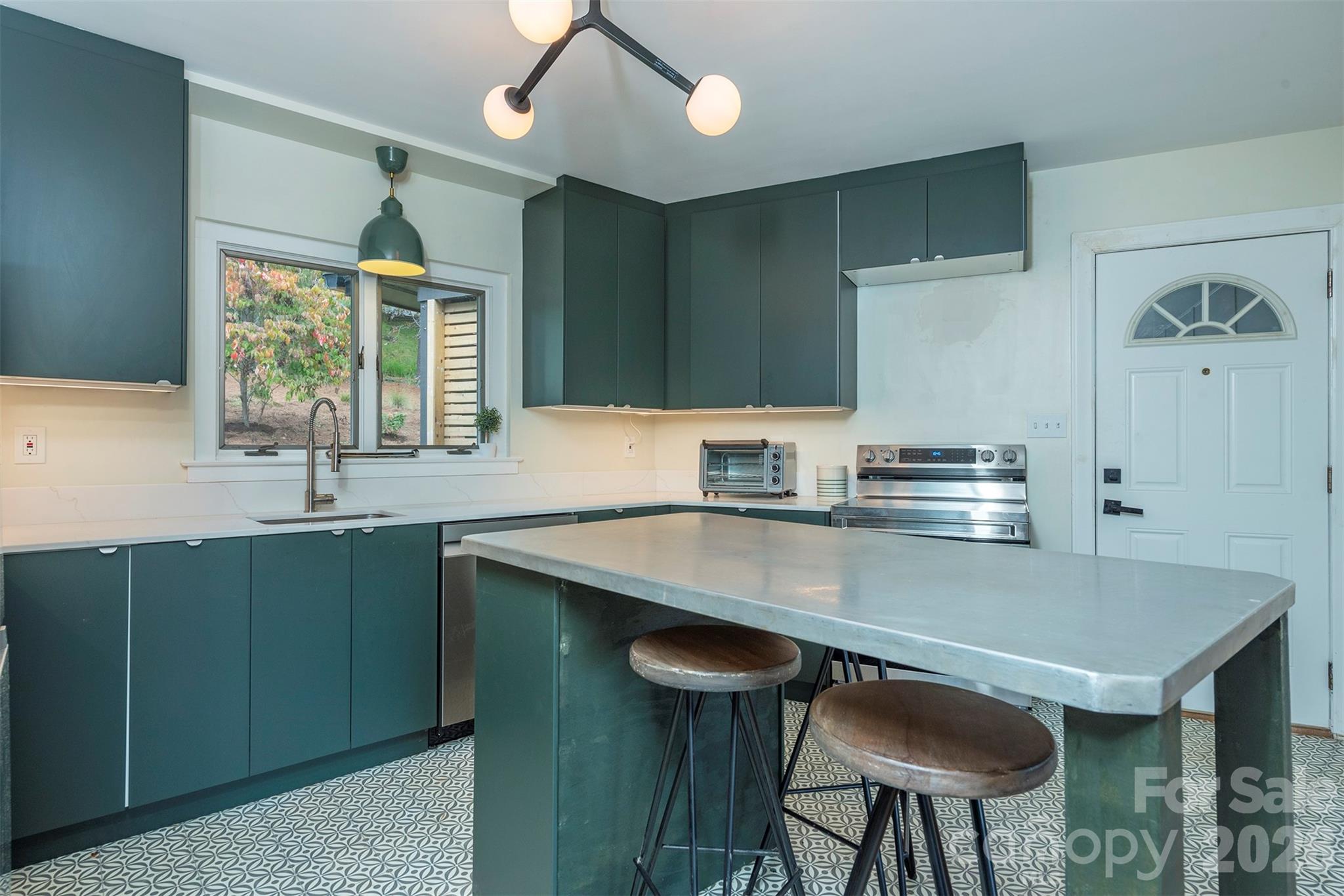 351 Windsor Road Asheville, NC 28804 - Photo 13 of 38