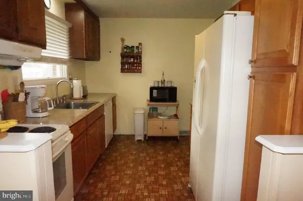 $240,000 | 130 Wesley Drive, Mechanicsburg, PA 17055