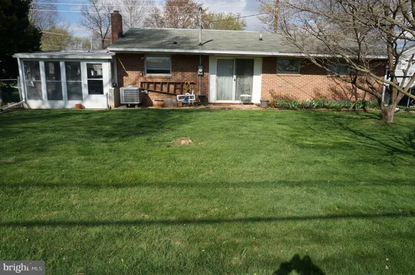 $240,000 | 130 Wesley Drive, Mechanicsburg, PA 17055
