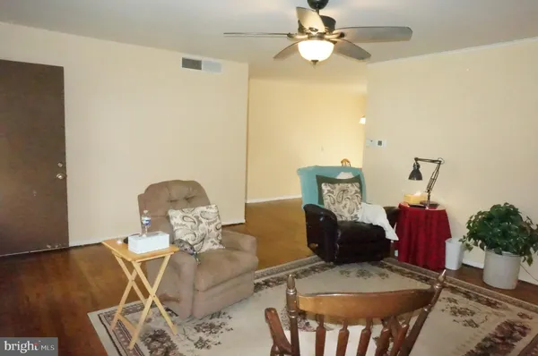 $240,000 | 130 Wesley Drive, Mechanicsburg, PA 17055